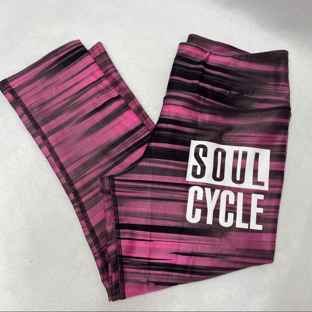 Nike Soul Cycle Dri-Fit Legend 2.0 Cropped - Picture 1 of 2
